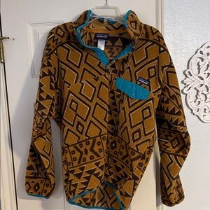 Patagonia Brown and Teal Patterned Fleece